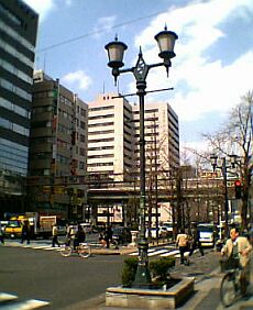 �G���K���g�ȊX��