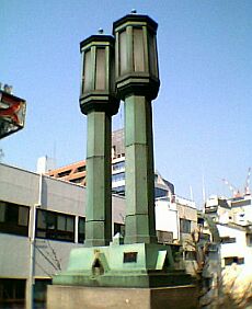 �m�b�|�ȊX��