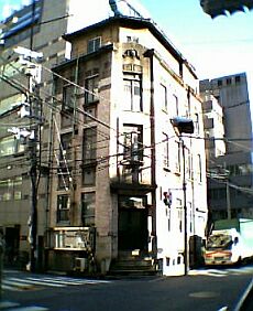 �m�X�^���W�[�ȕ��e