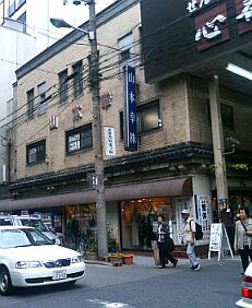 �����F��������