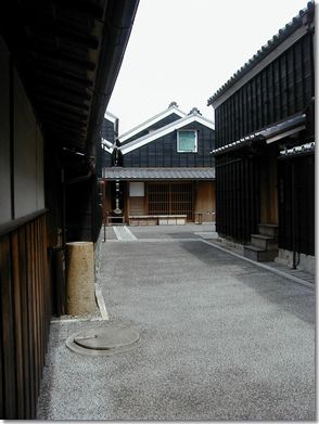 �ɐ��͍菤�l��