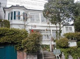 �N���b�N�Ŋg��}