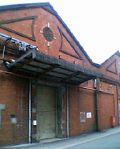 ochou2003�����A�����̑q��