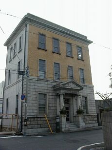 �����ɃA�N�Z���g